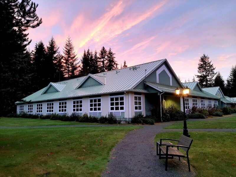 Honeymoon Bay Lodge and Retreat