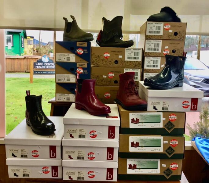 Dot’s Shoe Store